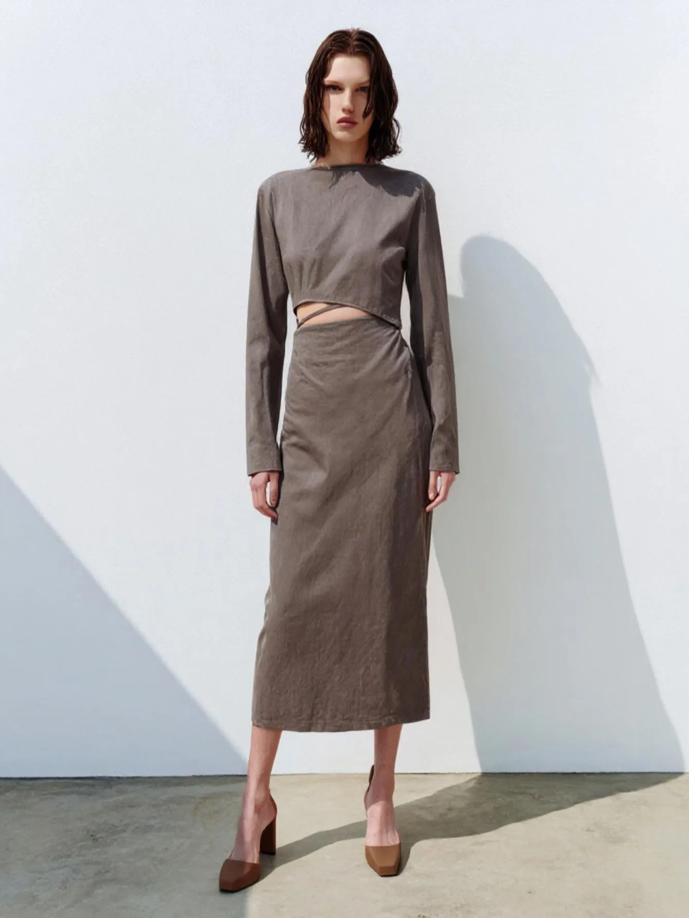 فستان نسائي متوسط الطول بأكمام طويلة بلون سادة، فستان أنيق لائق للصيف والخريف، رقبة دائرية