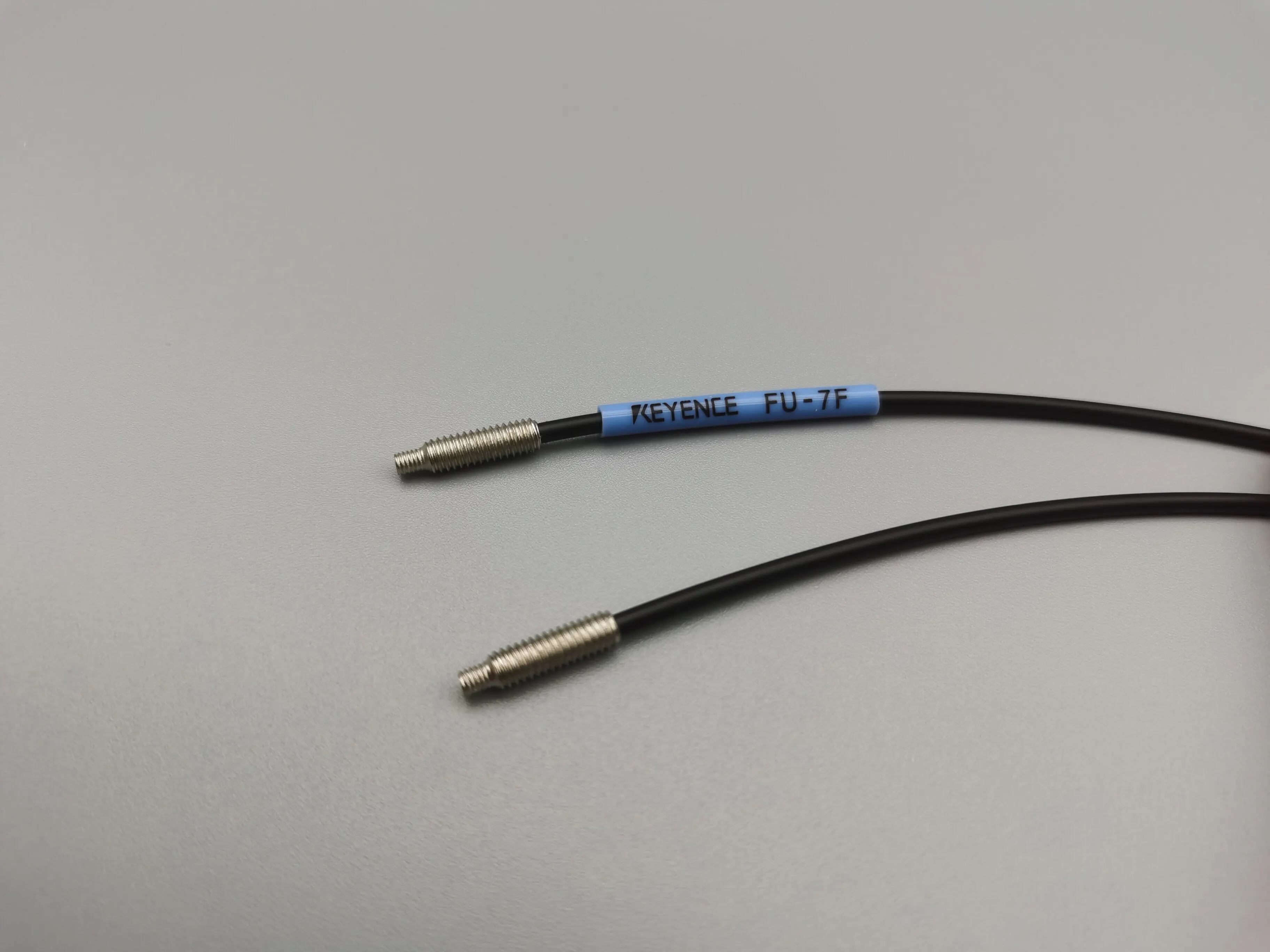KEYENCE FU-7F M4 Diameter Fiber Optic Sensor - Mutual Detection Type