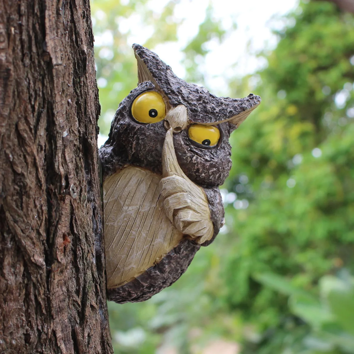 

Whispering Owl Tree Decoration, Resin Craftwork, Garden Ornament, Outdoor Landscape, Courtyard Tree Decoration