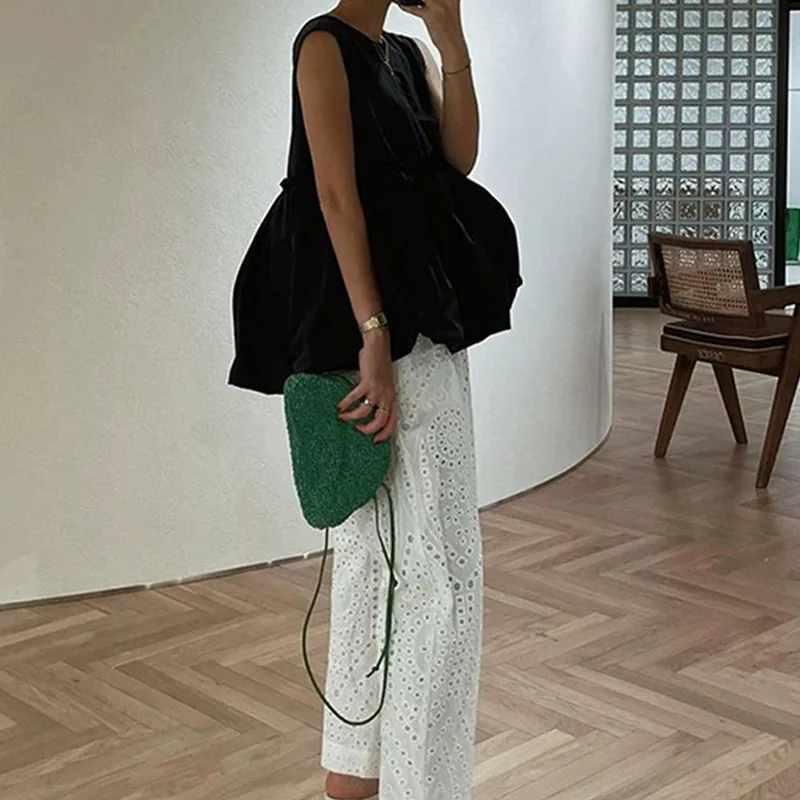 

Gagarich 2025 Japanese Blogger Niche Design Sleeveless Shirt Women Flower Bud Style Air Sensing Vest Loose Top