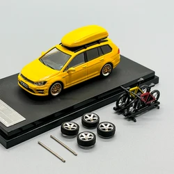 Diecast 1:64 Scale Alloy Golf Mk7 Wagon Travel Version 7R Sedan Toy Car Model Display Toy Collection Souvenir Static Decoration