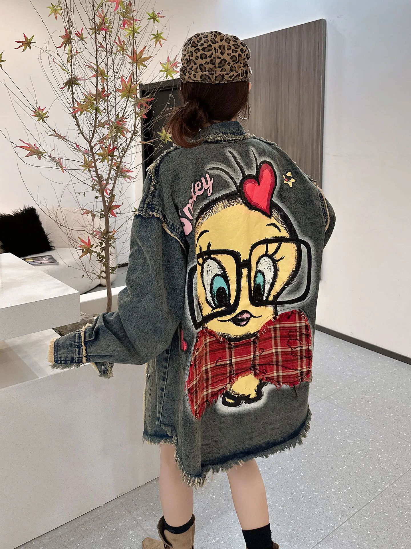 

Retro Sle Loose Fit Medium Length Denim irt Women's Butt Covering Faionable Lazy Sle High End Windbreaker Coat