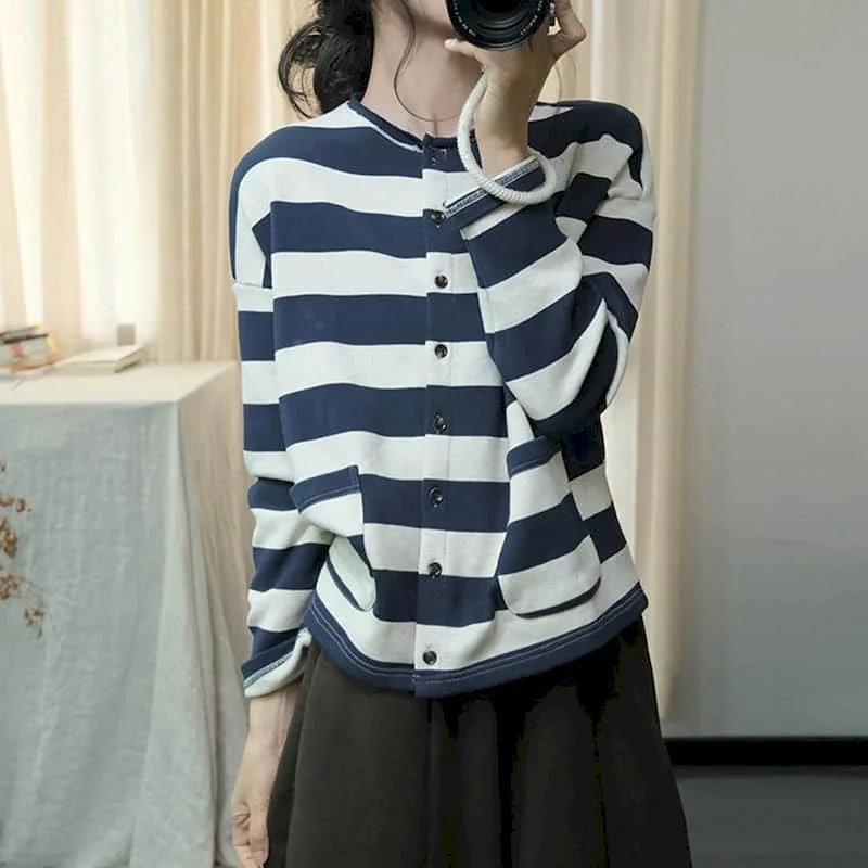 

Striped Sweatshirt Coats for Women Vintage O-neck Cardigans Long Sleeve Casual Jackets Loose Minimalist Korean Style Women Tops