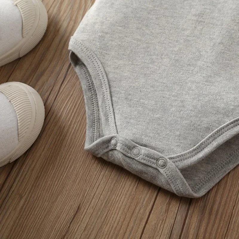 ملابس أطفال قطنية 100% موقعة مشتركة من MINISO & Disney بدلة قطعة واحدة للأطفال مطبوعة على شكل ملاك L لحديثي الولادة من عمر 0 إلى 12 شهرًا #4