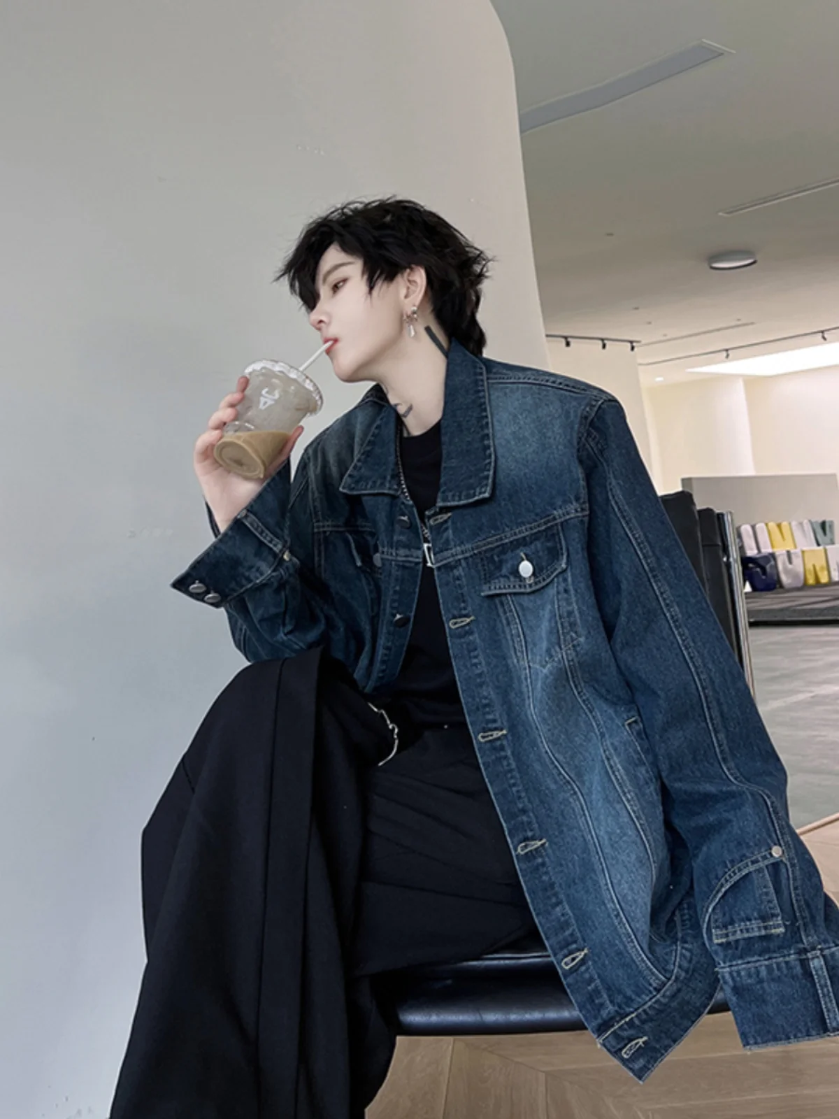 

Retro Luxury Faion ow Sle Men's Denim Jaet Loose Fit Vintage Waed Durable Polyester Long Sve Casual Outerwear