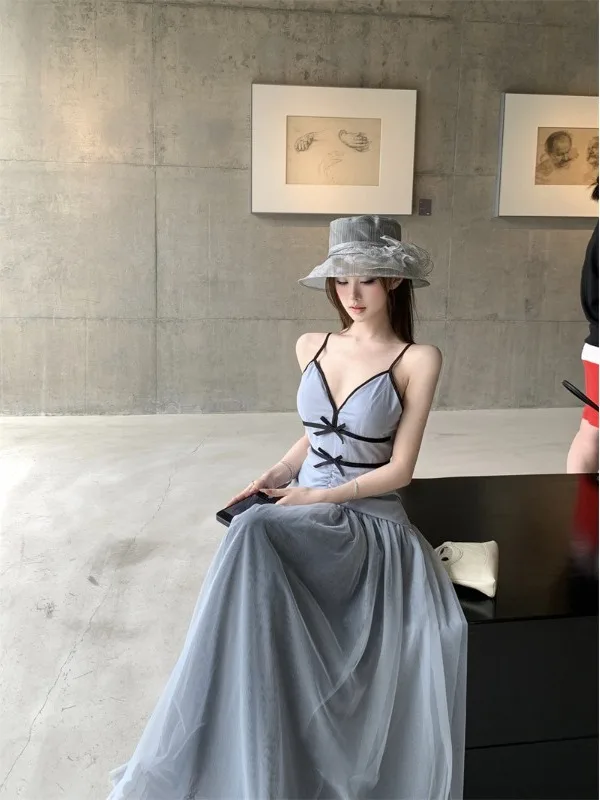 Blue Lace V-neck Strap Dress Women's Beach Holiday Birthday Party Long Dress Elegant High-waisted A-line Skirt for Summer