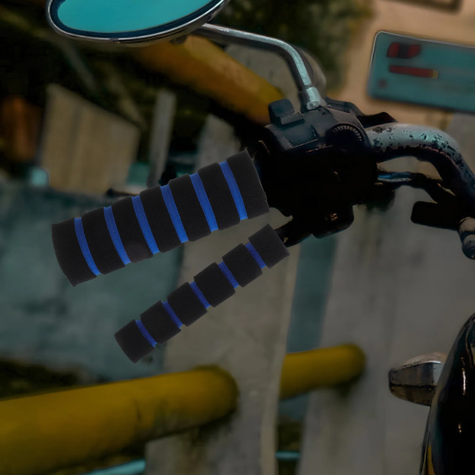 

4Pcs Anti-Slip Sponge Handlebar Grips Comfortable Vibration Absorbing Motorcycle Bike Grip Blue Replacement for Mountain Bicycle