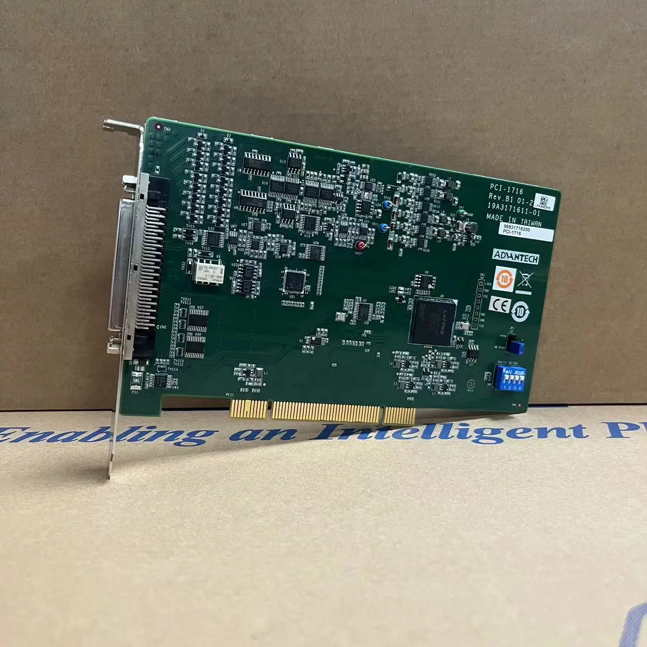 Advantech 500KS/s, 16-bit, 16-channel high-resolution multi-function data acquisition card PCI-1716-BE