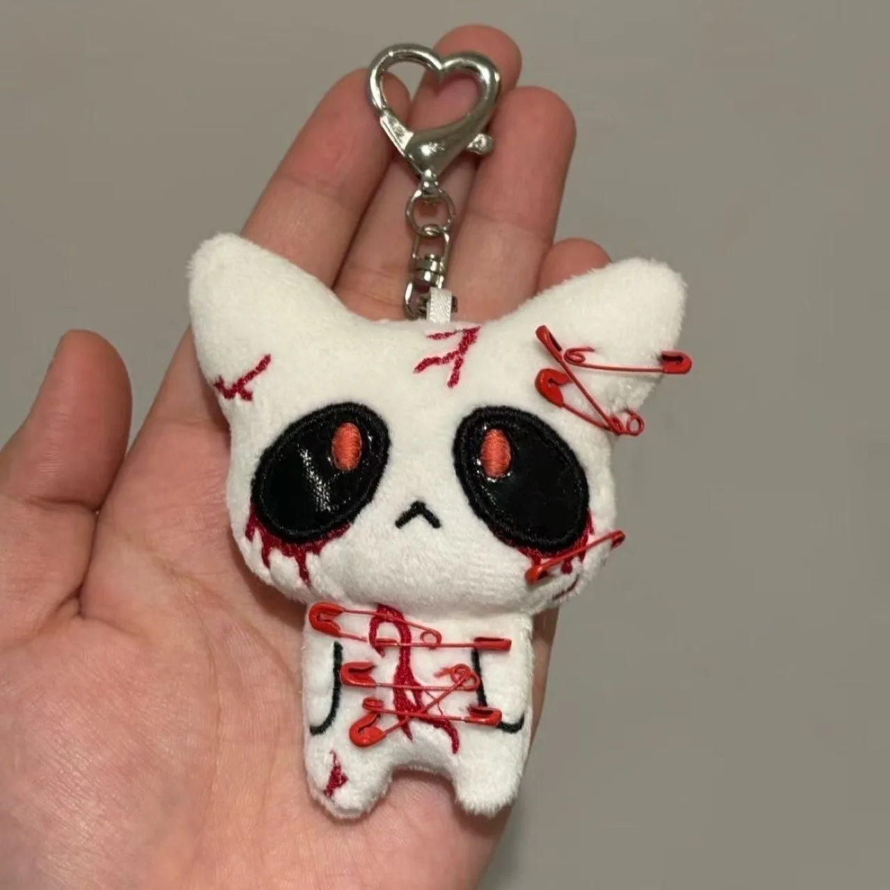 Halloween Horror Plush Keychain Creepy Bloody Monster Doll Goth Bag Charm Scary Accessories for Backpack Cosplay Party Decor