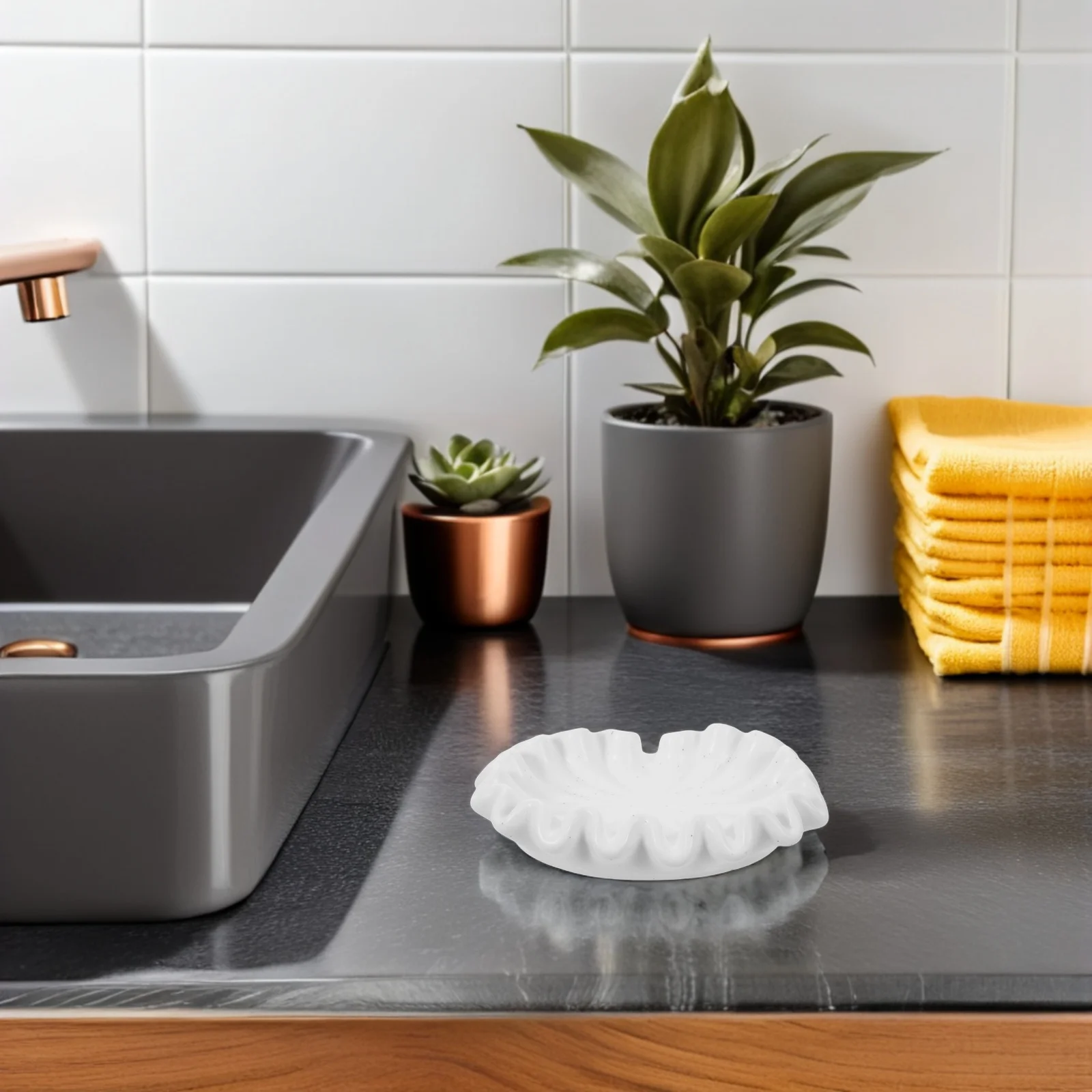 

Ceramic Soap Dish Leaf Shaped White Self Draining Bathroom Kitchen Bar Soap Holder Porcelain Keeper Porcelain Lotus Leaf Holder