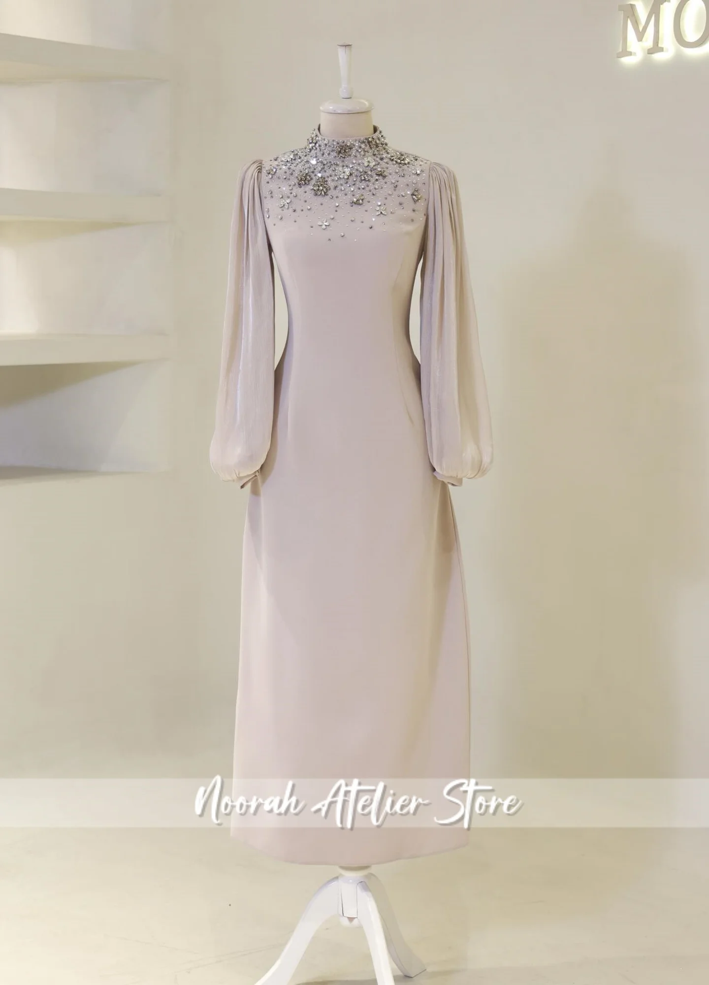 فساتين سهرة نسائية فاخرة جديدة مطرزة باللون الأسود H N 2025 دبي الإسلامية بأكمام طويلة فستان رسمي مخصص