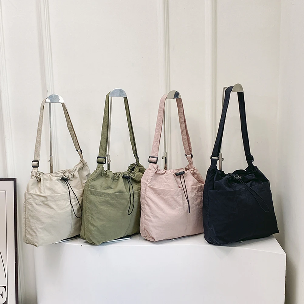 

Women Casual Satchel Bag Adjustable Strap Nylon Drawstring Bucket Bag Lightweight Commuting Bag Multi-pockets for Outdoor Travel