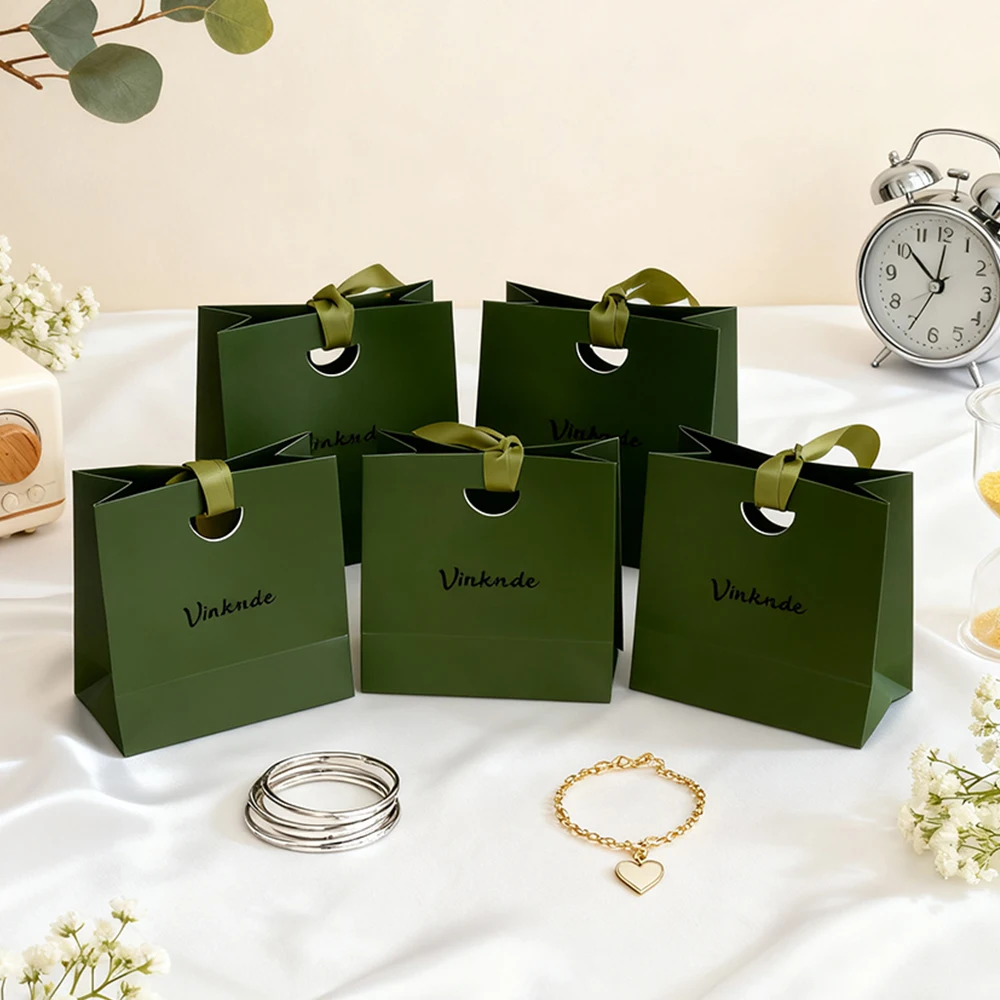 حقيبة تسوق ورقية صغيرة فاخرة لهدايا القهوة للمجوهرات شعار مطبوع مخصص مع مقبض شريطي أكياس تغليف السفر والزفاف #3