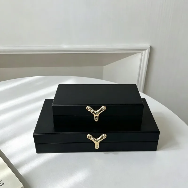 Leather Jewelry Box Modern Minimalist Creative Jewelry Box Metal Buckle Bracelet Ring Organizer Cases Desktop Trinket Case