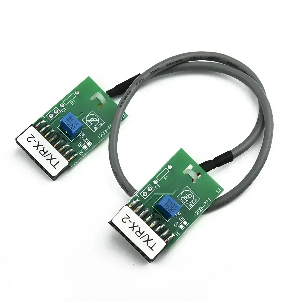 Per CDM750 M1225 CM300 GM300 CDM1550 Interfaccia ripetitore per CDM750 M1225 CM300 GM300 CDM1550 Trasmissione 38 cm Pratico