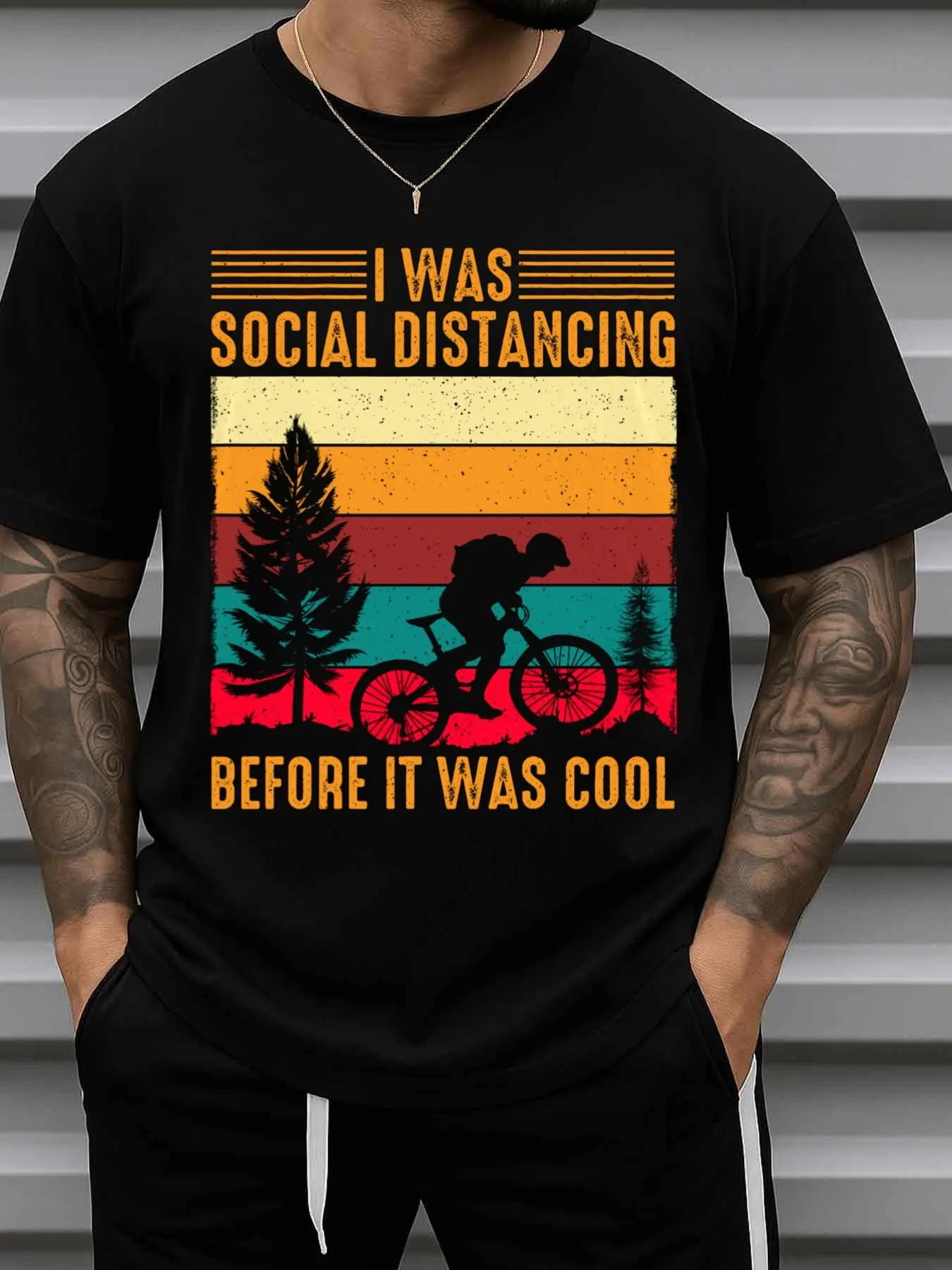 Men's Pure Black Vintage Mountain Bike T-Shirt - Fun and Humorous Graphic Short Sleeve Shirt, Ideal for Outdoor Adventures and Gifts