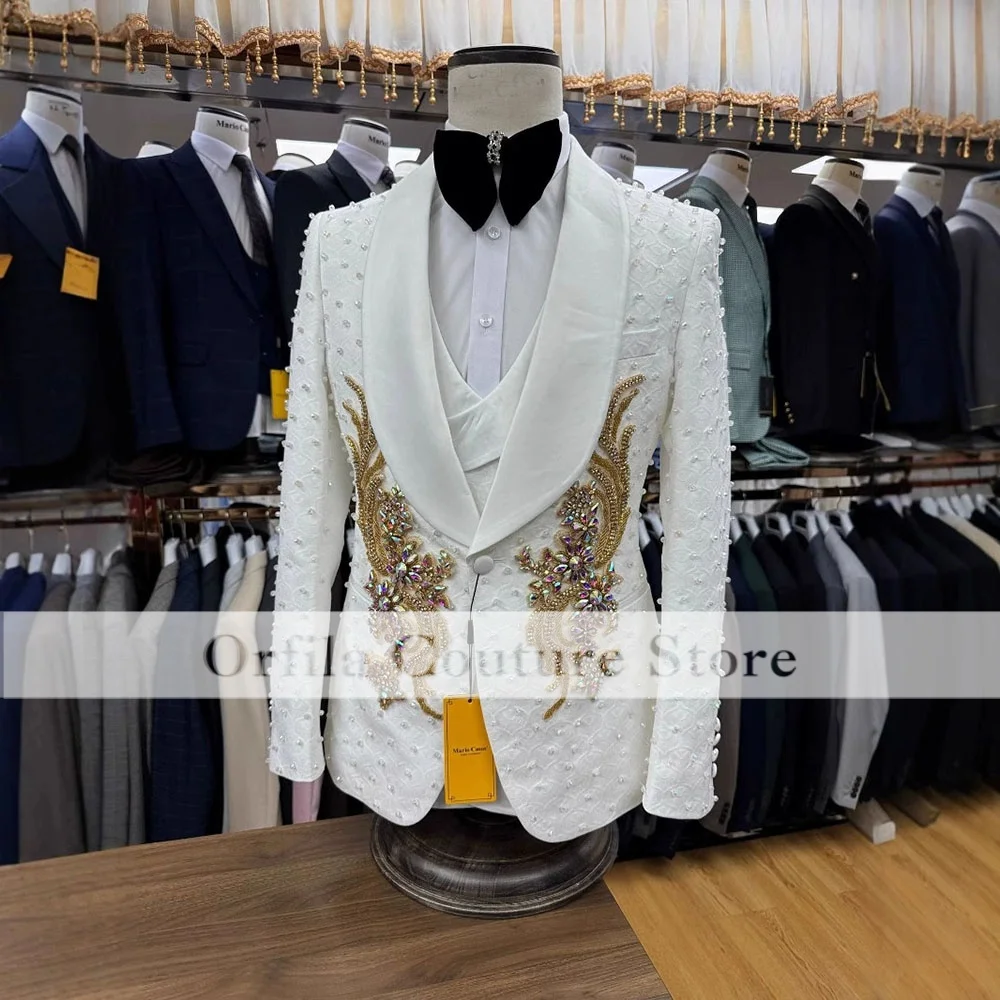 White Jacquard 3 Pieces Suit With Black Velvet Lapel, Handsome Tuxedo For Man, Crystals Beaded Groom Wear, Single Breasted