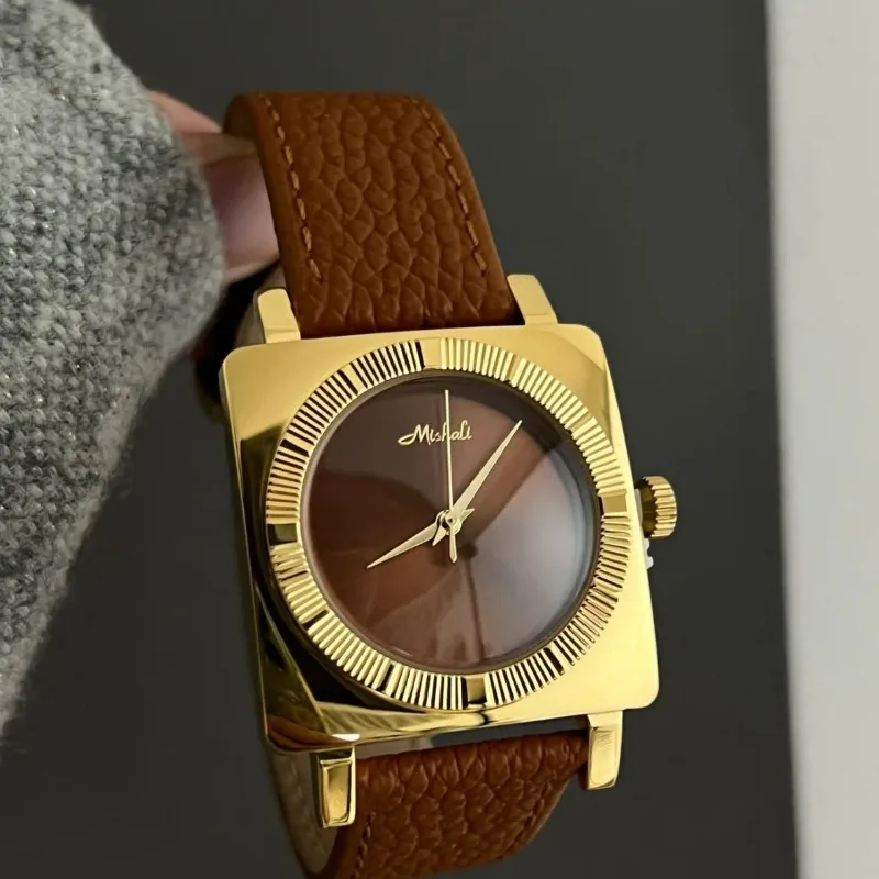 

Eight Vintage Simple Belt Watch Caramel Brown Women's Watch Fashion Maillard Large Dial Women's Watch