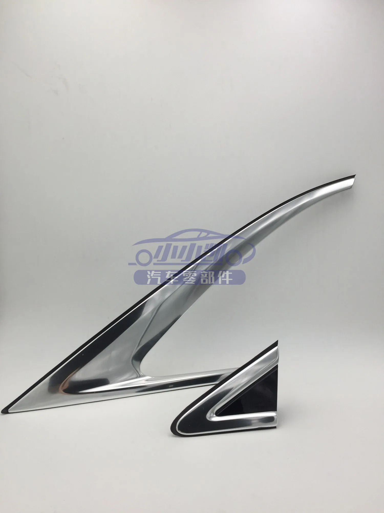 

1pcs For Cadillac XTS Front and Rear Fender Trim Panels Rearview Mirror Trim Panels