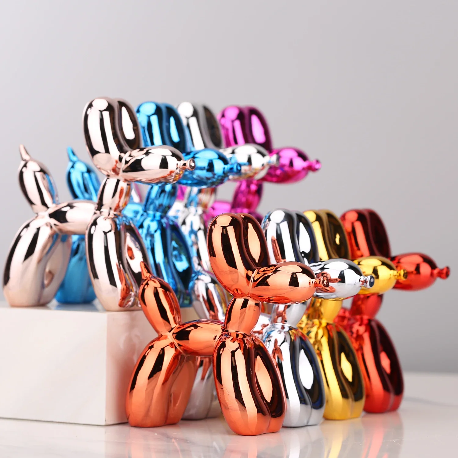 Electroplating Balloon Dog Statue Collectible Figurines Art Sculpture Animals Figurine Resin Crafts Living Room Desktop Home Dec