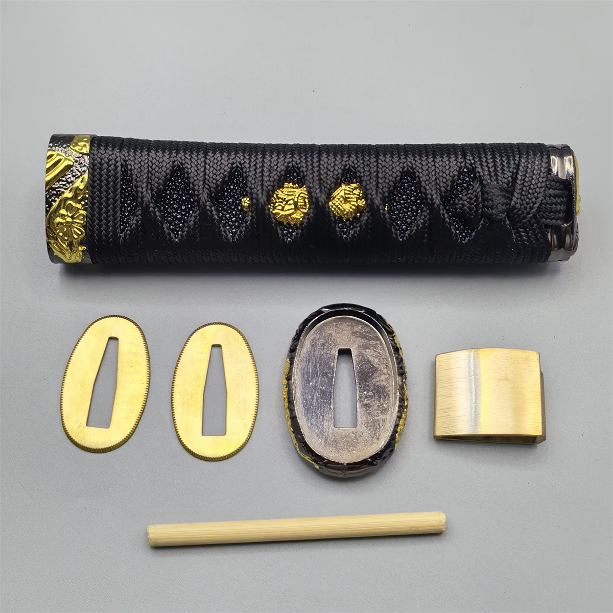 15cm Black Tsuka Handle For Japanese Wakizashi Tanto Katana Sword Fittings Set Alloy Tsuba+Menuki+Fuchi+Kashira Brass Habaki Sep - view 2