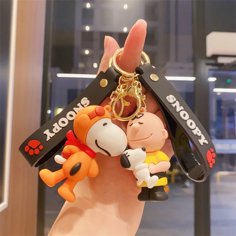 

Милый мультяшный брелок «Снупи», сумка, кулон, маленькие подарки, аниме, украшения, милый ключ, подарки на Хэллоуин, модные аксессуары для мальчиков и девочек