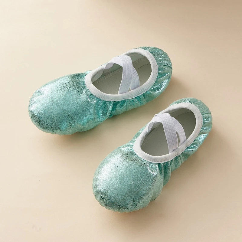 

Детская разноцветная блестящая танцевальная обувь на мягкой подошве «кошачья лапа» для практики физической гимнастики, красочная обувь производителя