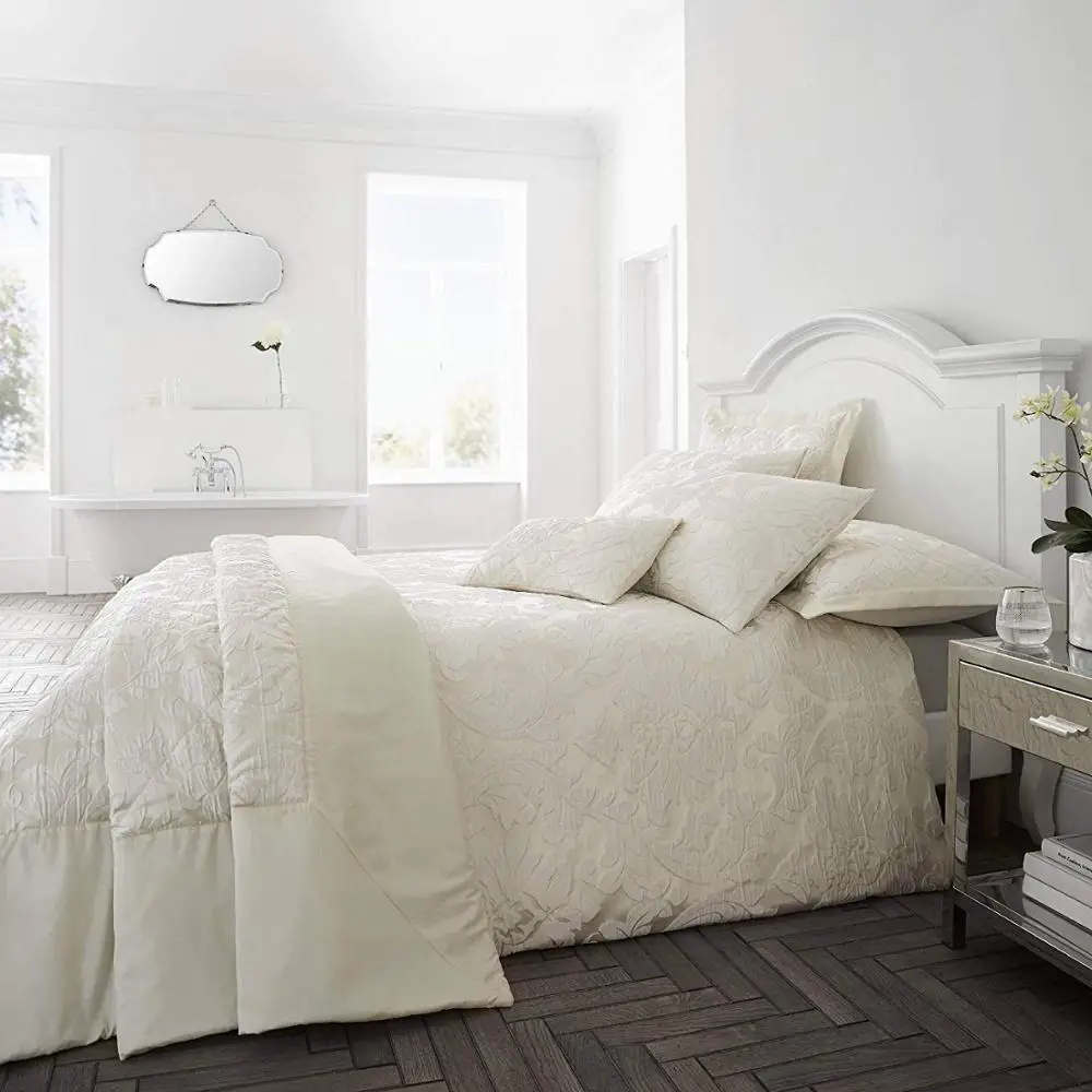 Company Luxury Jacquard Floral Damask Flock Ivory Queen Duvet Cover Bedding Set