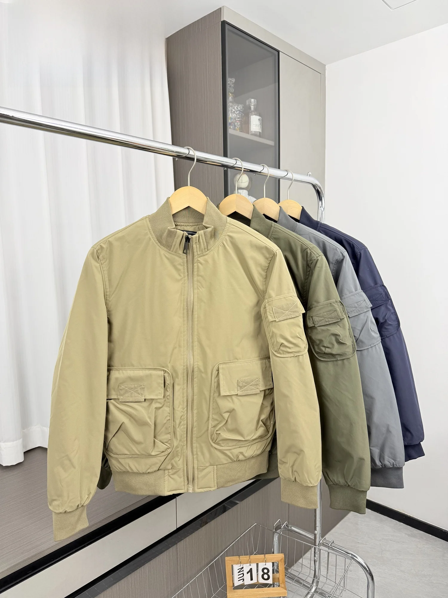 

Американская теплая зимняя куртка из плотного хлопка с воротником-стойкой и элементами пэчворка, модная городская молодежная рабочая одежда