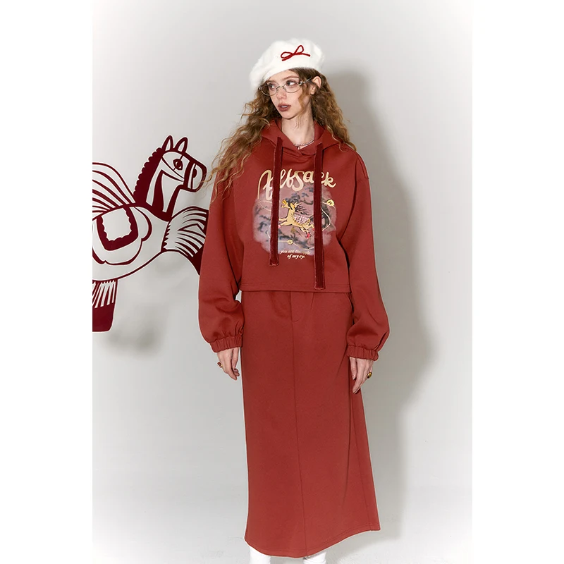 ELFSACK Women's Hoodie Skirt Set - Red Oversized 2 Piece Outfit with Printed Hoodie & High Waist Skirt - Trendy Casual Wear Set