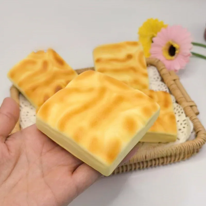 스퀴시 이중층 치즈케이크 슬로우 라이징 장난감 - 스트레스 및 불안 완화를 위한 매우 부드러운 감각 장난감 |   어린이 및 성인을 위한 선물