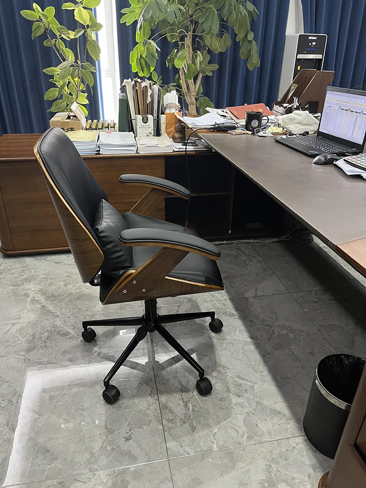 كراسي كمبيوتر منزلية جلدية، جلوس مريح، كرسي دوار للرفع، كرسي مكتب بذراعين، مقعد دراسة، أثاث من الخشب الصلب