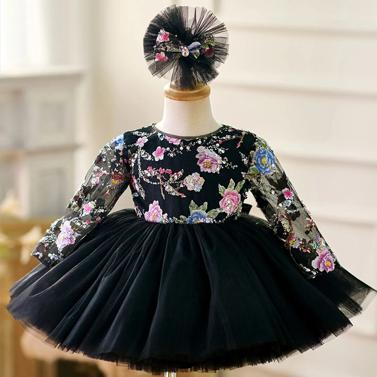 

Черное детское кружевное очаровательное платье с длинными рукавами для девочек с бантом длиной до колена, бальное платье принцессы на свадьбу, день рождения, J057