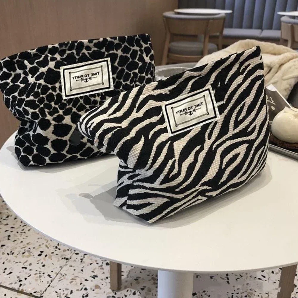 

Fashion leopard print zebra print makeup bag, wash bag, women's handbag, hand-held bag, convenient large capacity storagebag-A-D