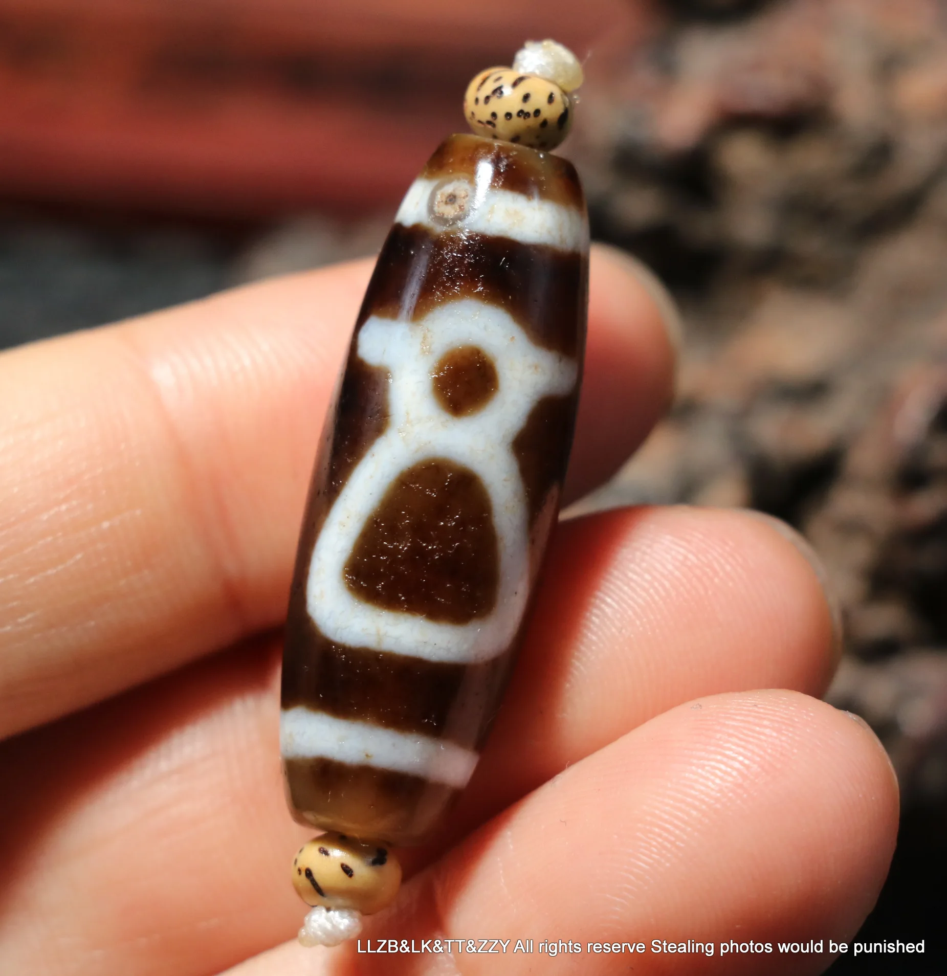 

Treasure Power Tibetan Old Agate Wealth God Be Rich Totem Carving dZi Bead Amulet Timestown UPD1210A