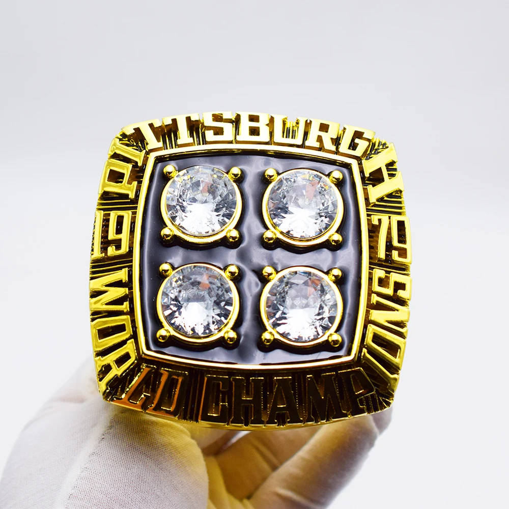 Minimum order of 5 pieces.Customizable Oversized Gold-Plated Championship Ring Nostalgic Commemorative Diamond Weddings