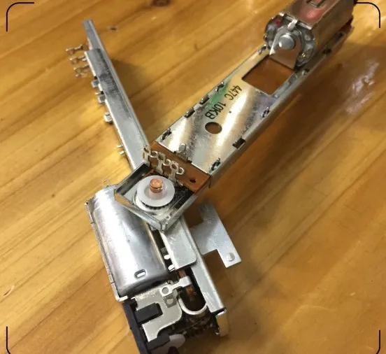 

[VK] RS60N11M9A0E Япония ALPS с приводом двигателя, ход 60 мм, B10K, слайд Pangometr переключатель