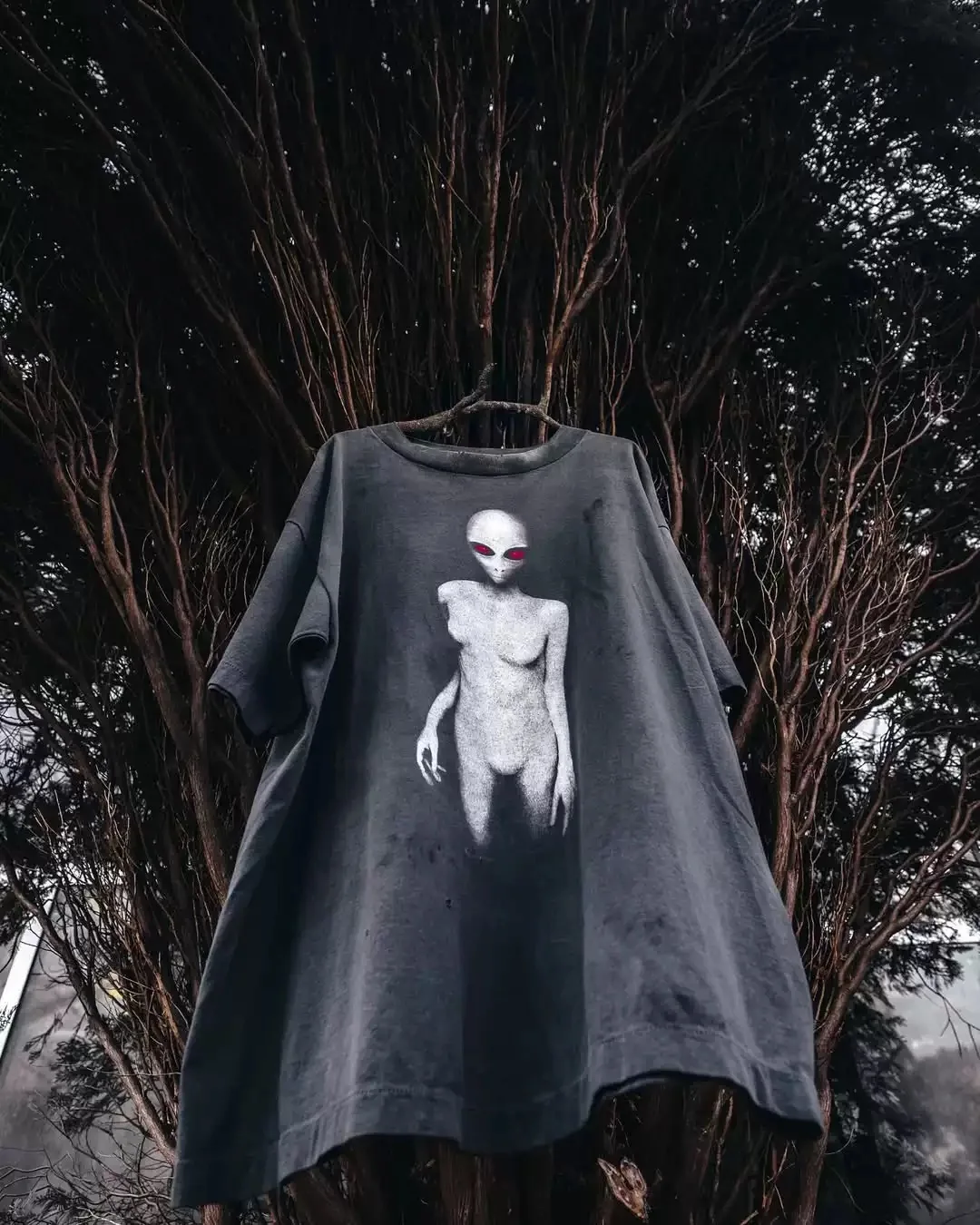 Saint ALIEN Printed Women Men Washed T shirts tees Vintage Men Oversized Cotton T Shirt High Street Couple Top