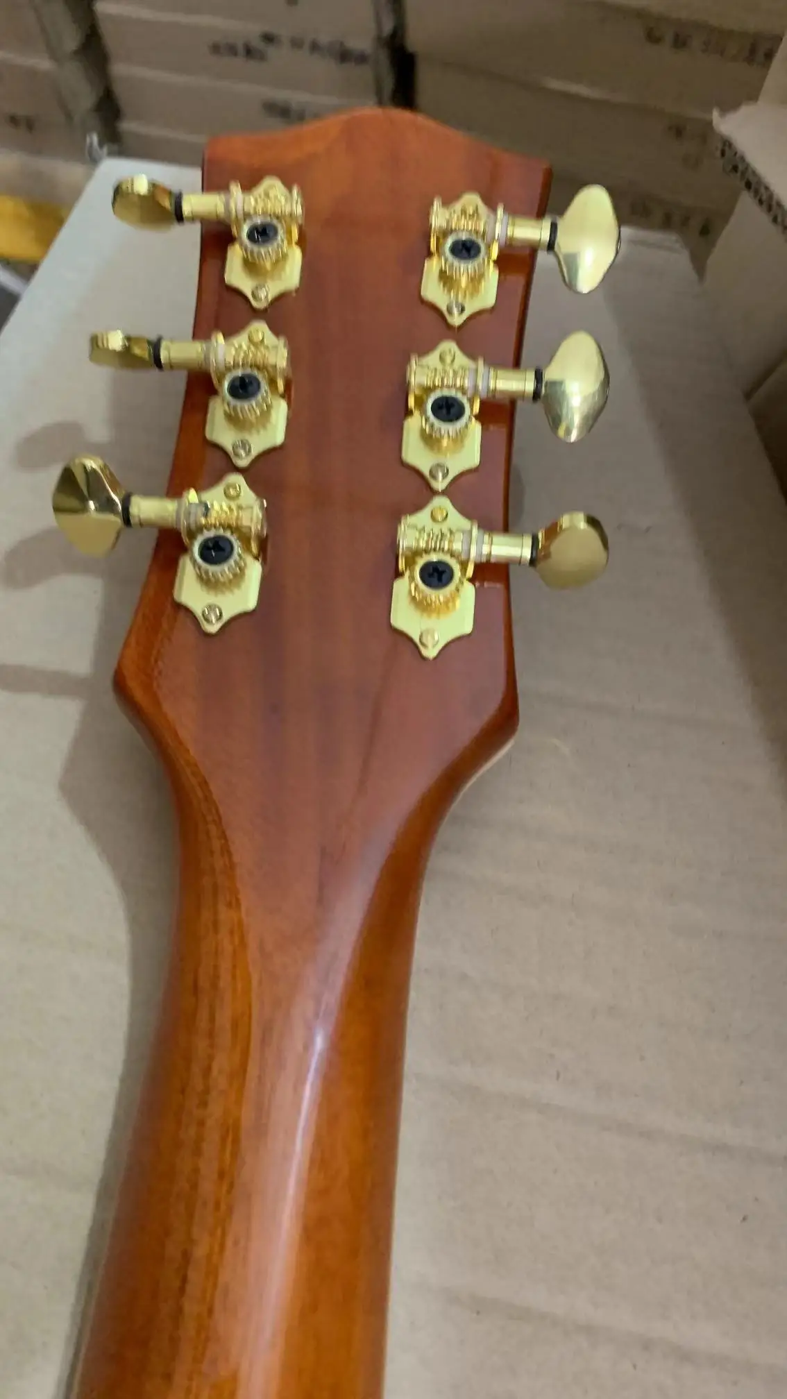 Factory direct inventory 6 string jazz electric guitar, transparent yellow body, golden jazz rocker bridge, free shipping