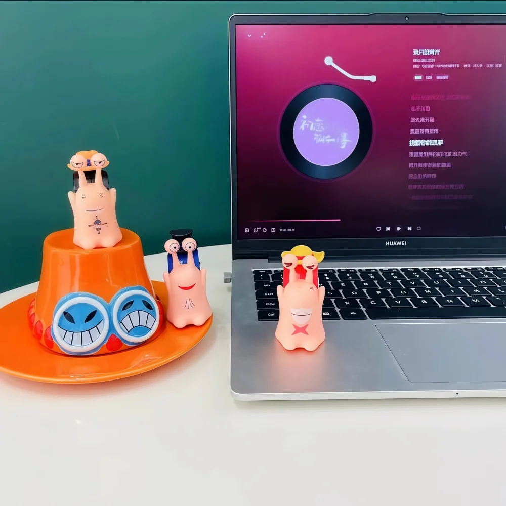 One Piece Voice Recorder Keychain Cute Luffy Figure Gift Toy with Record Playback for Messages Love Confession Display Decor