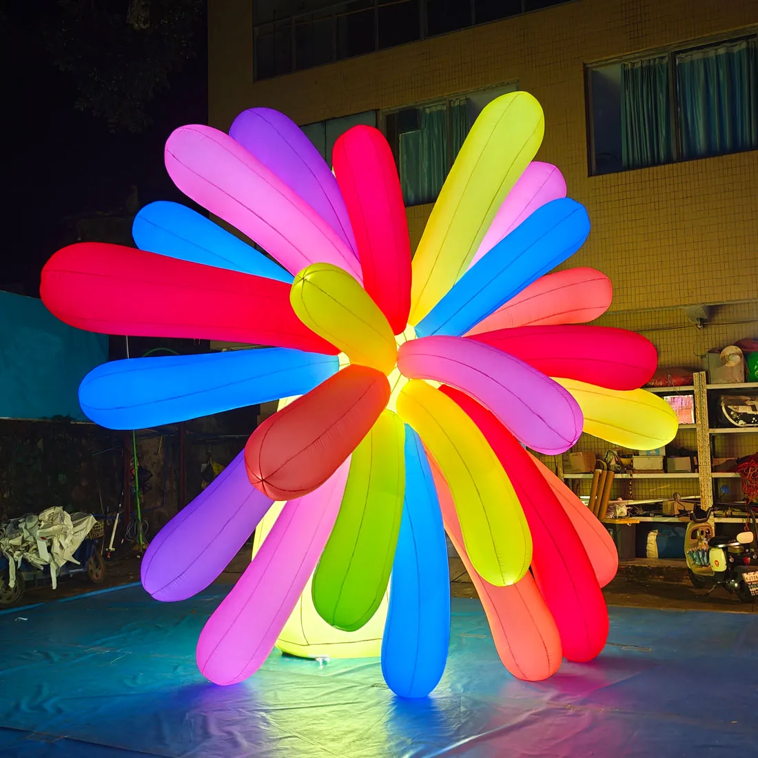 Giant Colorful Lighting Inflatable Fire works Model Beautiful Fire works Blooming for Party New year Wedding Decoration
