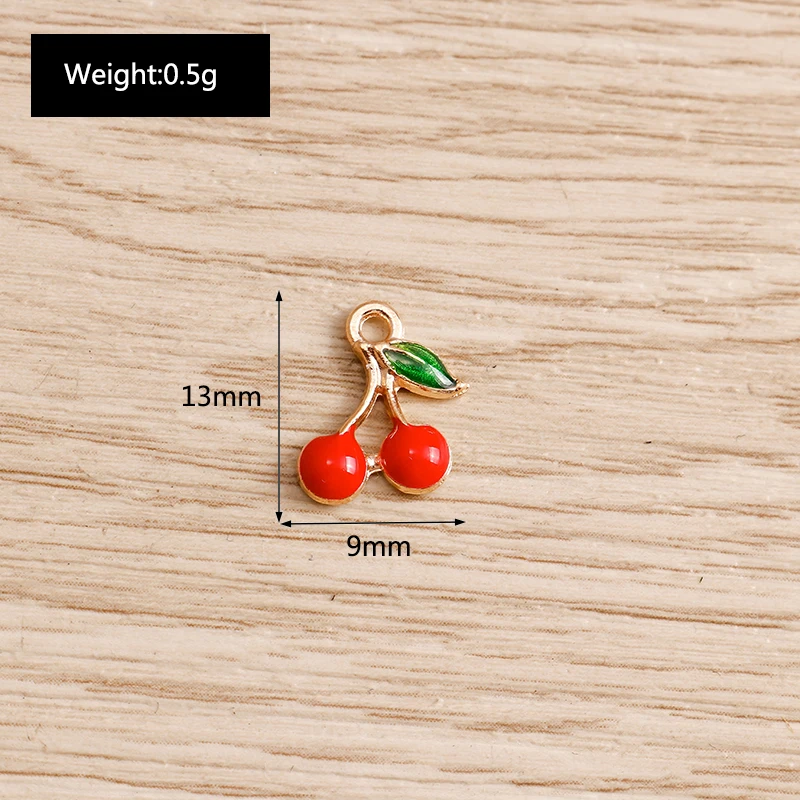 Tusember 10 Stück Niedliche Frucht-Emaille-Anhänger (Banane, Karotte, Apfel, Pfirsich, Kirsche, Erdbeere) für Schmuckherstellung, Ohrringe, Halsketten, DIY – Detail 7