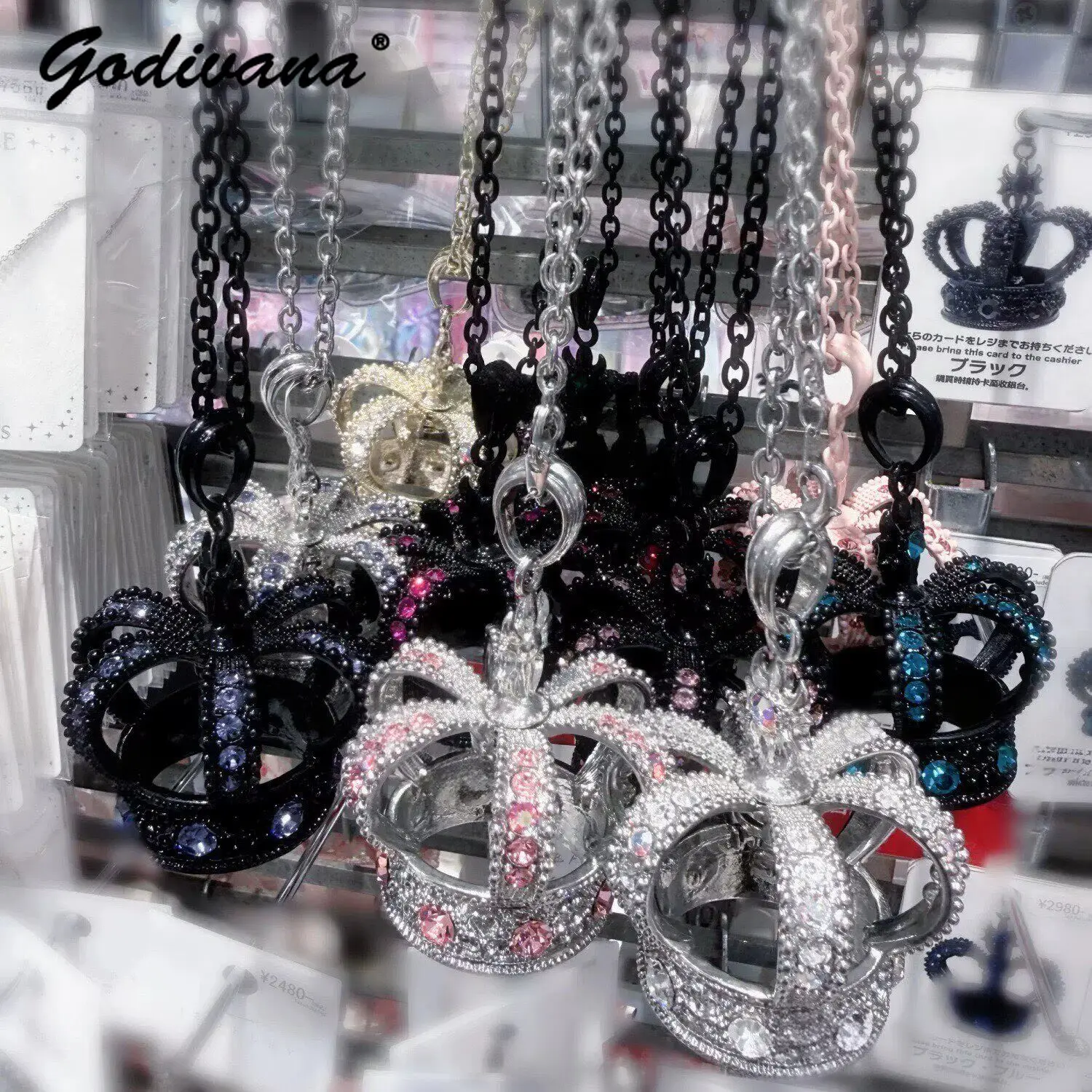 Japanese Style Dark Sweet Jirai Kei Y2K Handmade Rhinestone Crown Necklace Alt Aesthetic Gothic Pendant Jewelry for Girls Female