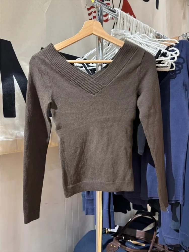 

Коричневые ретро вязаные футболки с длинными рукавами, женские осенние хлопковые простые сексуальные тонкие футболки с v-образным вырезом, винтажные милые универсальные топы, пуловеры