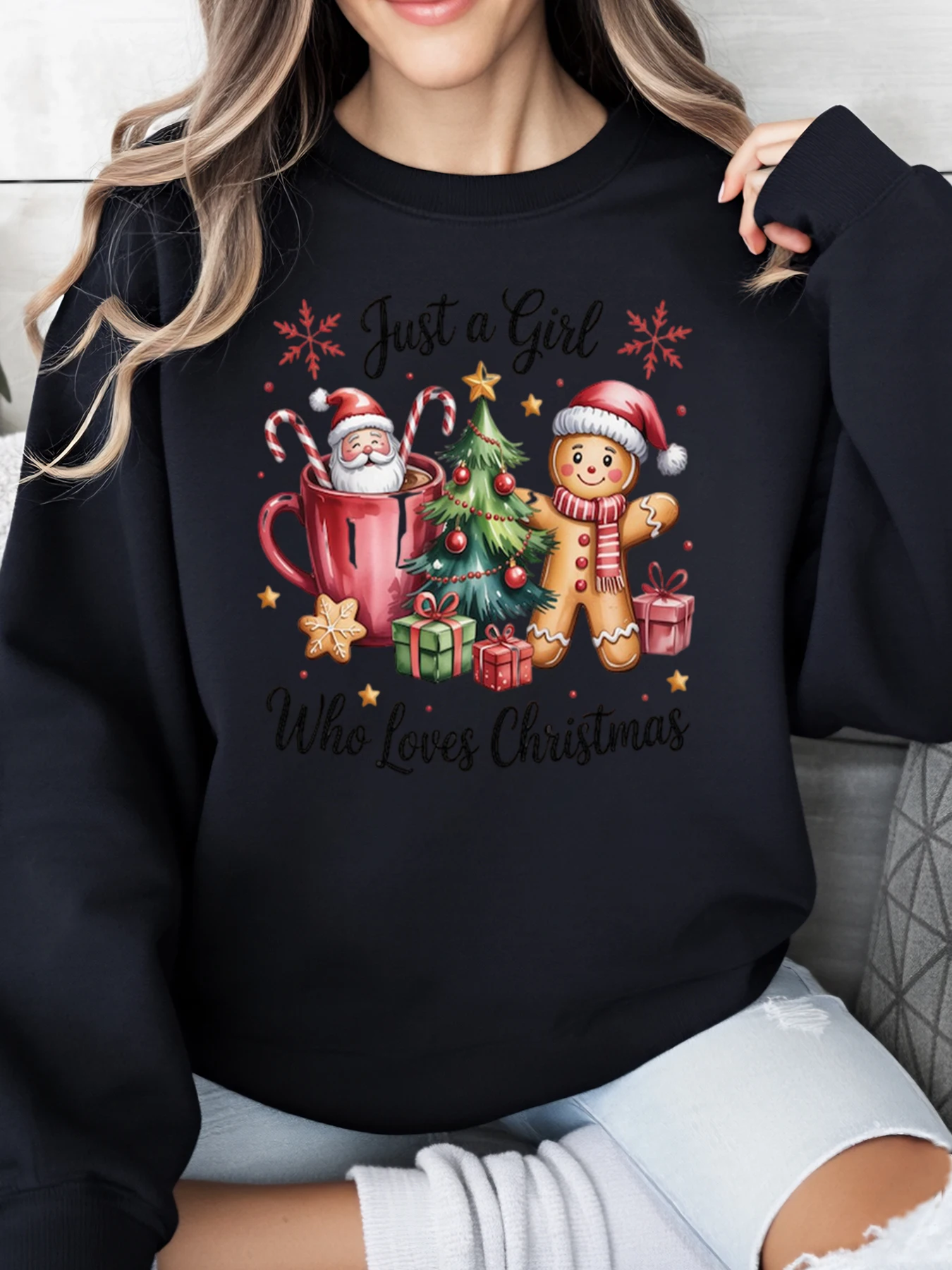 

Толстовка «Просто девочка, которая любит рождественский принт Санта-пряничное дерево» Женская праздничная вечеринка Повседневная одежда черного цвета больших размеров