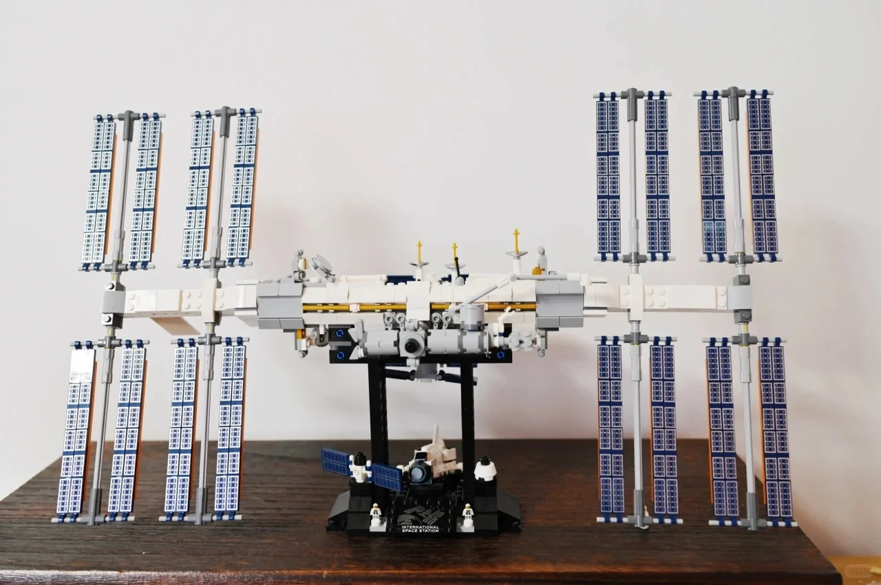 Ideas International Space Station Building Blocks Model Building Kit Adult Set Bricks Moc Toys For Boys Birthday Gift DIY