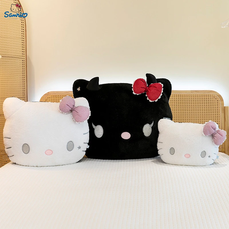 

Sanrio новая милая подушка в форме сердца для девочек «Hello Kitty» с ангелом и дьяволом, двусторонняя вышитая диван, плюшевая подушка для общежития, Рождественский подарок