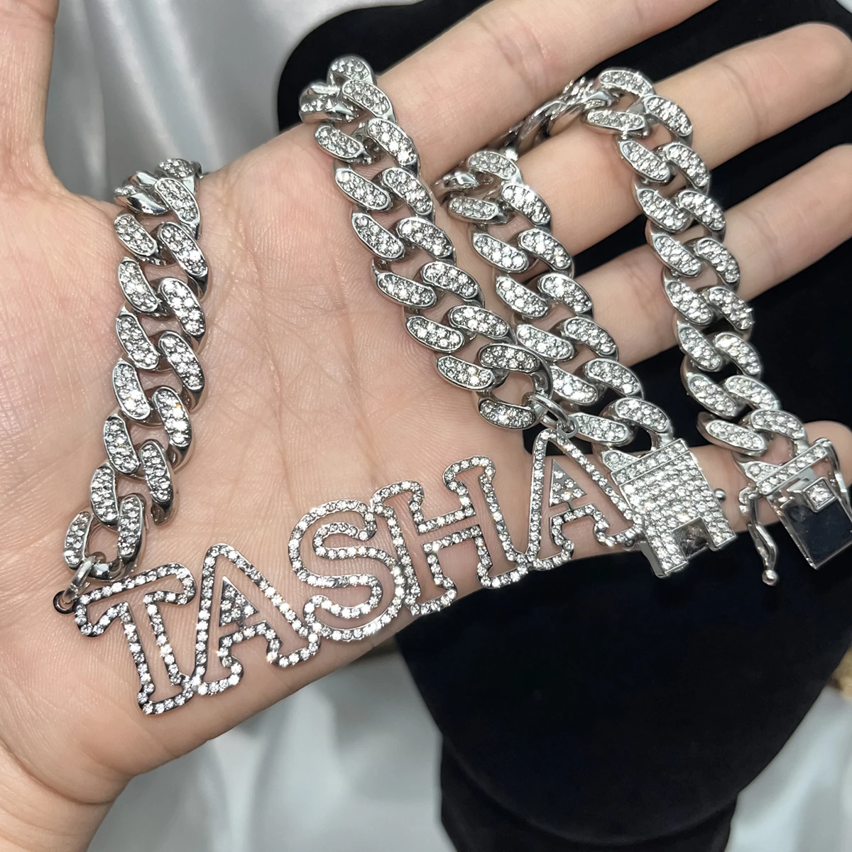 Imagem -05 - Colar de Nome Personalizado Colar de Nome de Zircão 12 mm Miami Cuban Link Gargantilha Nome Oco 3d Pingente de Homem Colar de Presente do Dia do Pai