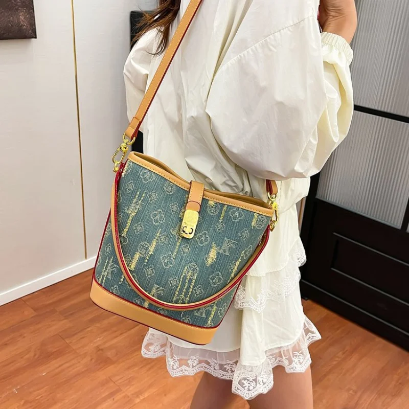 

Классическая кожаная женская сумка через плечо - сумка через плечо люксового бренда с несколькими отделениями