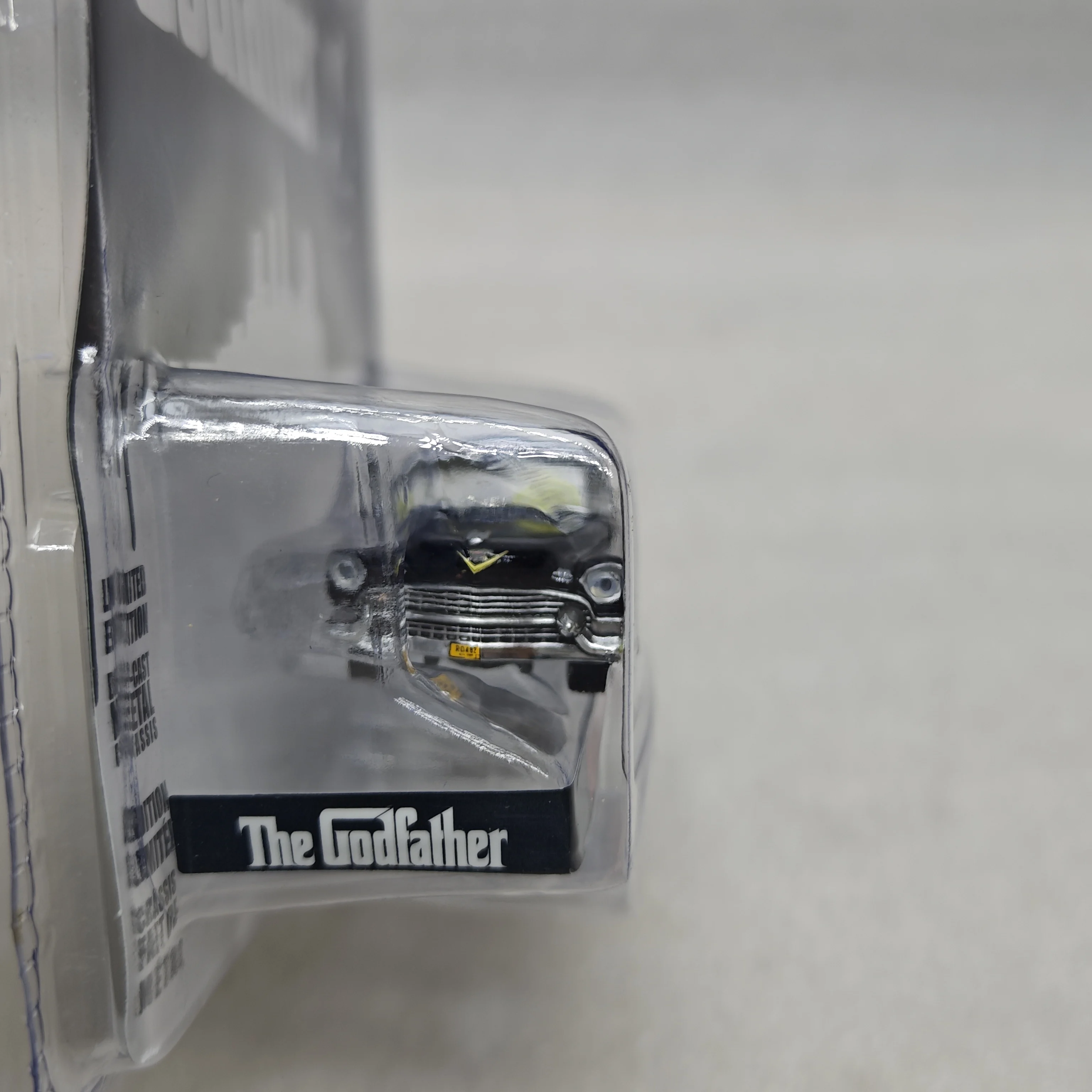 Greenlight 1:64 Hollywood 1955 Cadillac Fleetwood Series 60 DiecastโลหะFast & Furiousสะสมเด็กวันเกิดของเล่นของขวัญ